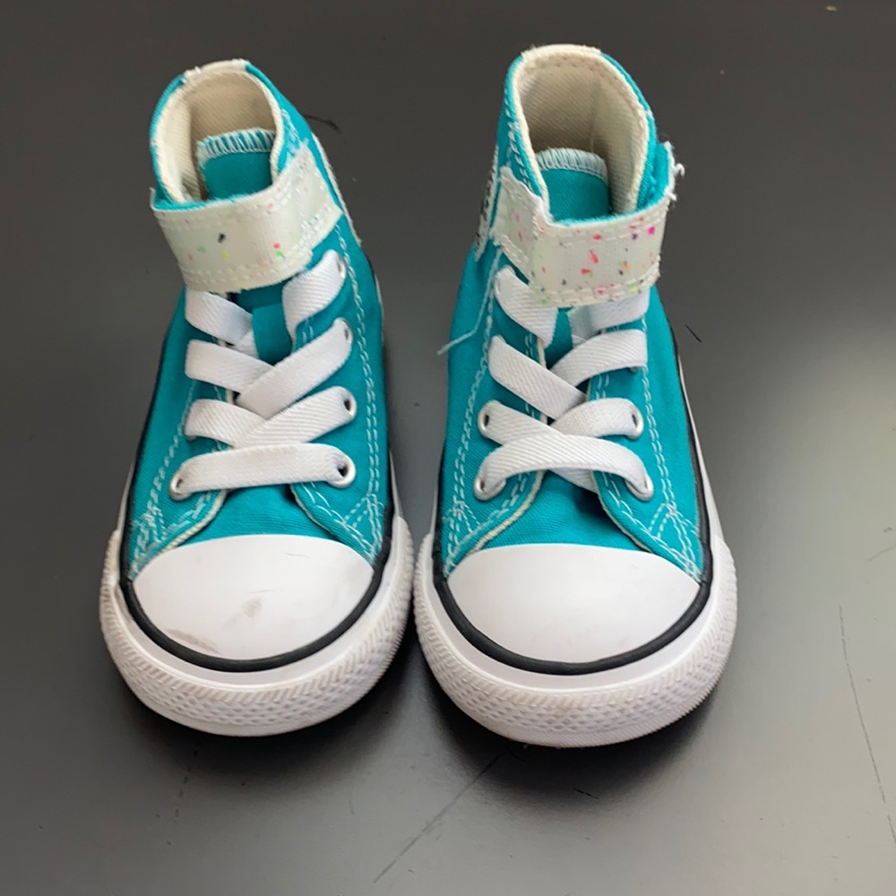 Toddler Converse in Aqua - Size 5